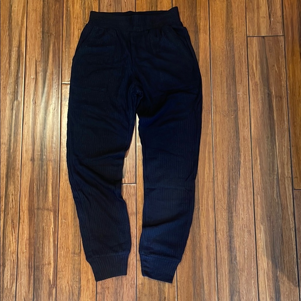 Casa Zeta-Jones Women’s Black Waffle Jogger Pants – XS